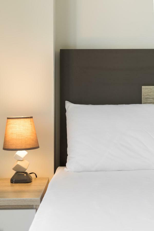 V Luxury Apartments 希维利 外观 照片