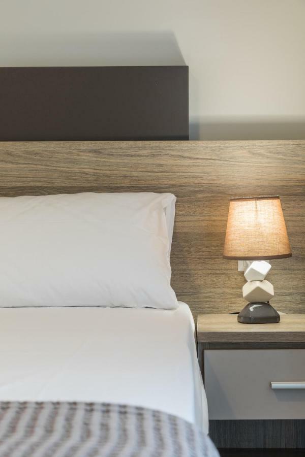 V Luxury Apartments 希维利 外观 照片